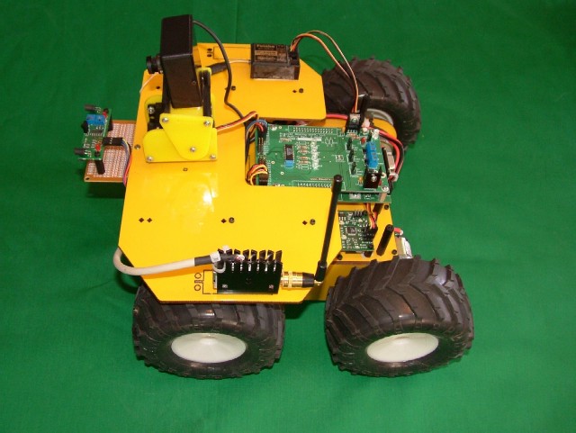 DAW's XBot-One shown here uses our PIC based XM-Controller motherboard and XM-AuXi daughter for it's onboard systems.